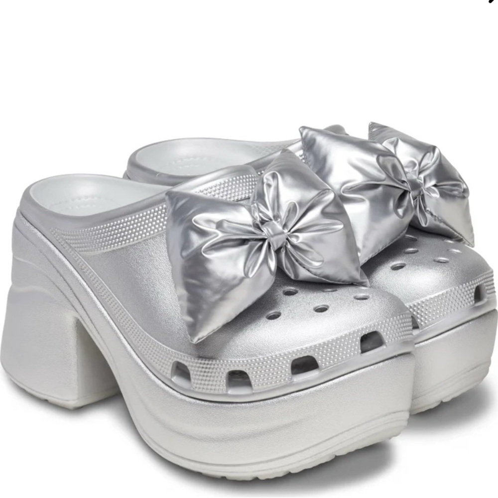 Siren Silver Platform Crocs with Bow